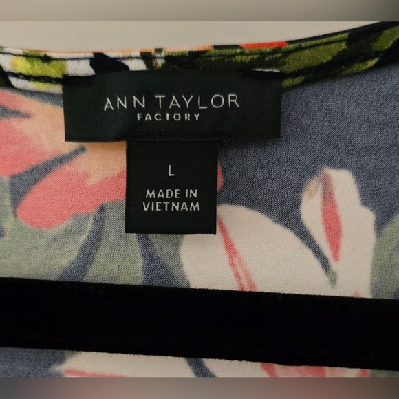 Ann Taylor Factory Black Floral Dress - Picture 4 of 5